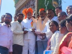 मेशीत तणनाशक फवारल्याने झालेल्या पिकांच्या नुकसानीची भरपाई आज शिवजयंतीदिनी शेतकऱ्यांना वाटप