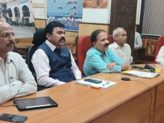 विभागीय आयुक्त दिलीप गावडे यांचा महाराष्ट्र राज्य ग्रामीण जीवनोन्नती अभियानातील लाभार्थ्यांशी संवाद