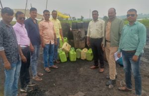 ग्राम मोहगव्हाण येथे अवैध गावठी देशी दारू अड्ड्यावर अनसिंग पोलीस स्टेशनची बेधडक कारवाई…