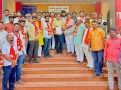 अतिवृष्टी अनुदान वितरणातील दिरंगाईबाबत शिवसेनेची तहसील कार्यालयास धडक. प्रशासकीय यंत्रणेच्या ढिसाळ व गलथान कारभाराविरोधात निवेदन.