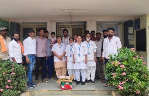 टायगर ग्रुपचे राष्ट्रीय अध्यक्ष डॉक्टर पहेलवान तानाजीभाऊ जाधव यांच्या वाढदिवसानिमित्त अड्याळ येथील ग्रामीण रुग्णालयात फळ वाटप कार्यक्रम संपन्न