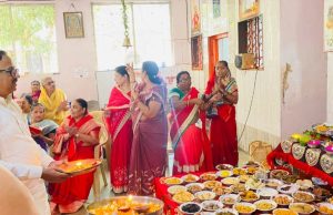 प्रियदर्शनी कॉलनी येथे संकटमोचन हनुमान मंदिरात अन्नकूट प्रसाद सोहळा संपन्न अन्नकूट प्रसाद ही केवळ परंपरा नाही, ती भक्तिभाव आणि सामाजिक एकतेचे प्रतीक आहे