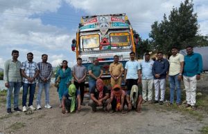 घारगांव पोलीस ठाणे हद्दीमध्ये स्थानिक गुन्हे शाखेकडुन प्रतिबंधीत 4500 किलो मांगुर मासा जप्ती कारवाई, 14,50,000/- रुपये किमतीचा मुद्देमाल जप्त.
