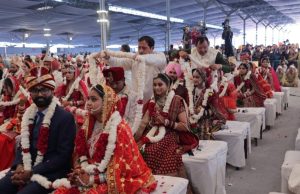 अनेकतेत एकतेचा अनुपम नजारा निरंकारी सामूहिक विवाह सोहळा महाराष्ट्रासह देश0विदेशातील 126 जोडपी विवाहबद्ध